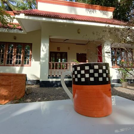 Hotel Palazhi Kovalam Zewnętrze zdjęcie