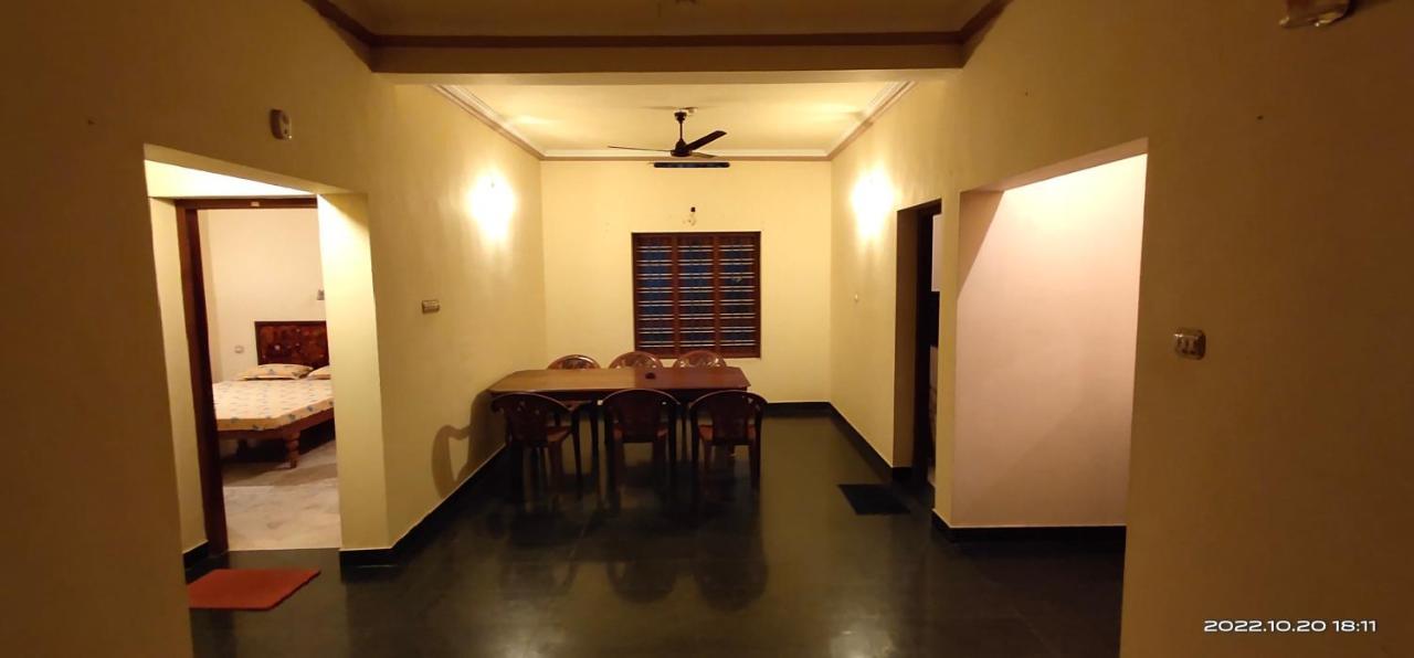Hotel Palazhi Kovalam Zewnętrze zdjęcie