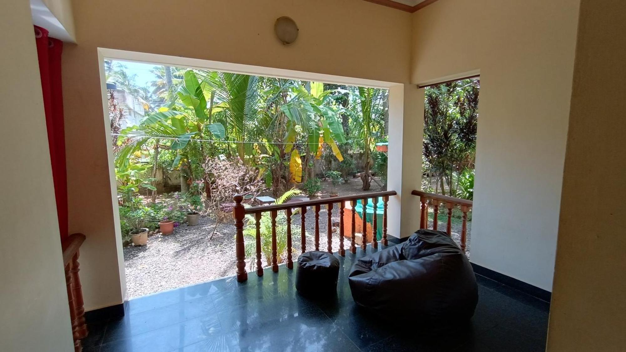 Hotel Palazhi Kovalam Zewnętrze zdjęcie